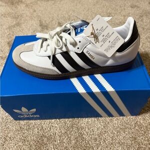 NWT Adidas Samba OG size 8 in box
